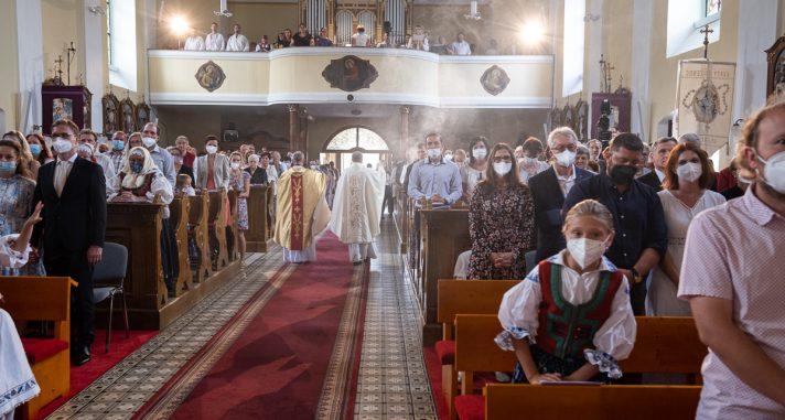 SVĚCENÍ KOSTELA A OLTÁŘE POVÝŠENÍ SVATÉHO KŘÍŽE V HALENKOVĚ